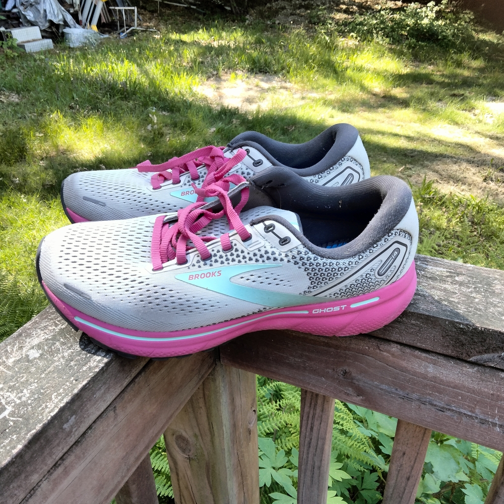 Brooks Gray and Pink Athletic Shoes with Cushioned Midsole
